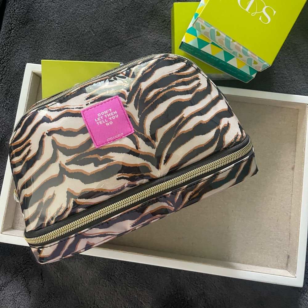 Tiger stripe beauty case